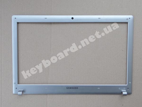 Рамка Samsung NP-RV709